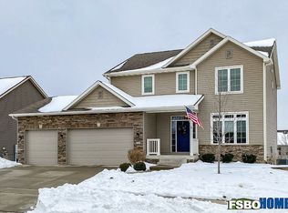 230 Aidan St, Waukee, IA 50263