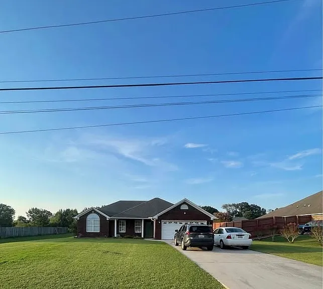 127 Tine Ln — Photo 1