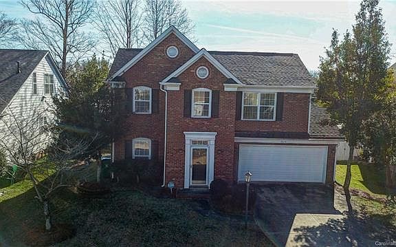 2nd image of 2610 Chickadee Dr