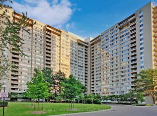 3590 Kaneff Cres #1407, Mississauga, ON L5A 3X3