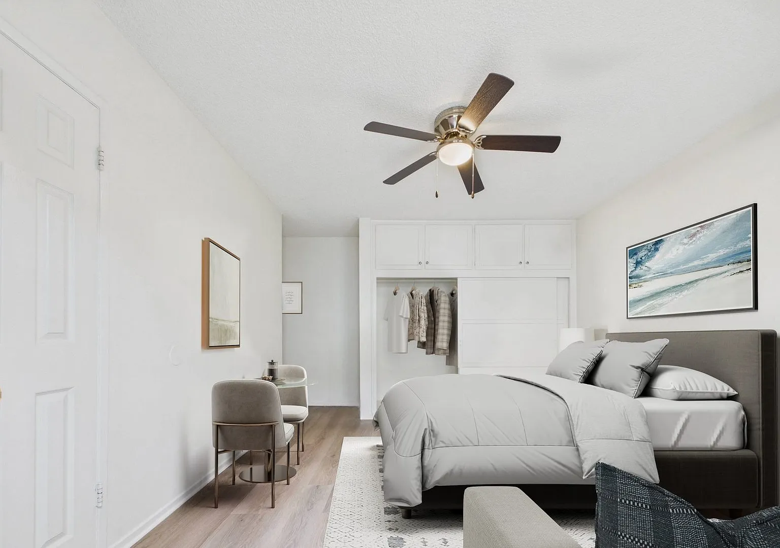 Variel Apartments — Photo 1