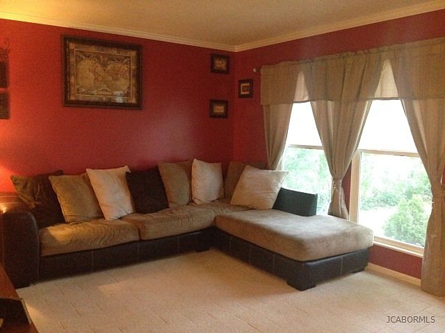 1st image of 1312 Grandview Dr