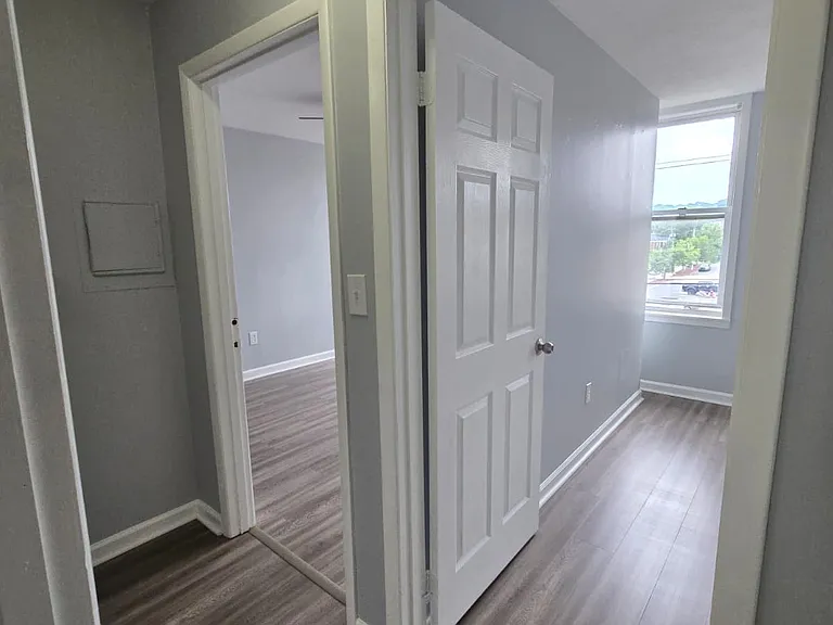 1906 Monongahela Ave #4 — Photo 22