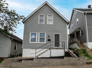 547 N 25th St, Milwaukee, WI 53233