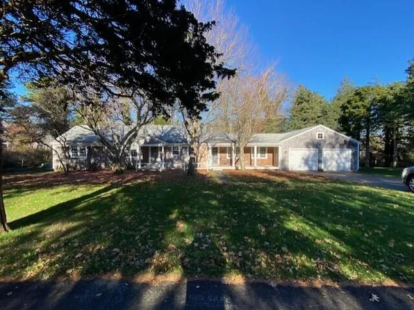 18 Partridge Lane, Dennis, MA 02638