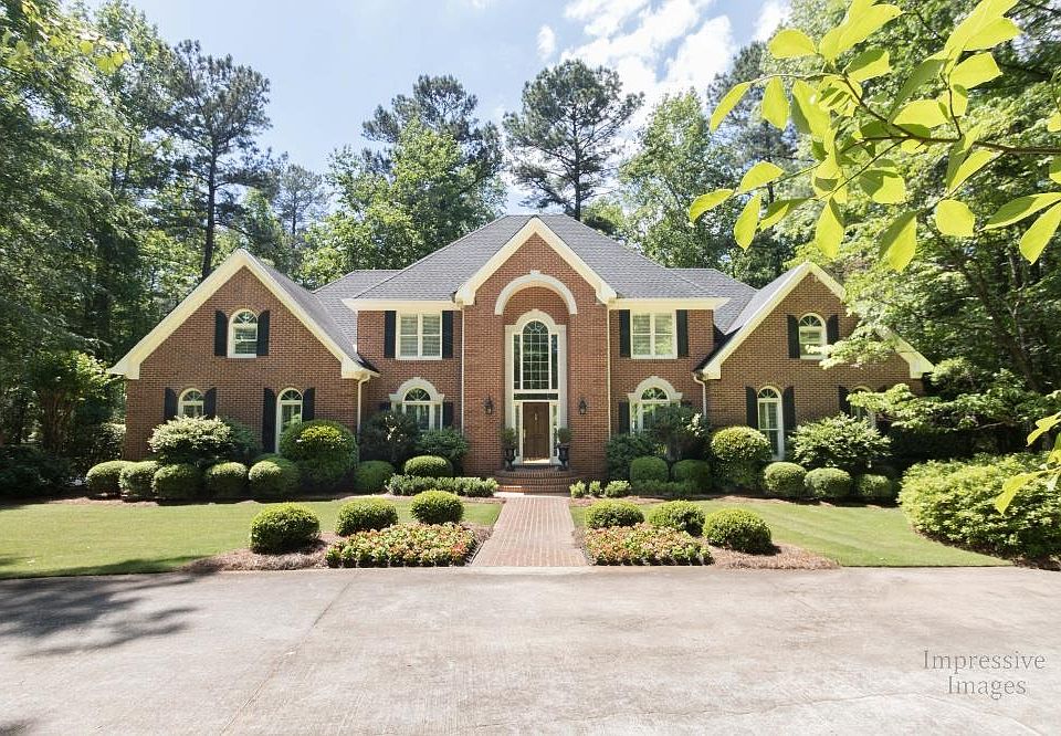 1st image of 112 Plantation Oaks Dr