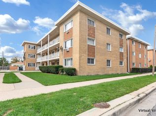 4600 River Rd APT A1, Schiller Park, IL 60176