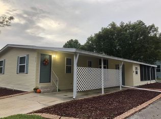 215 Choo Choo Ln, Valrico, FL 33594
