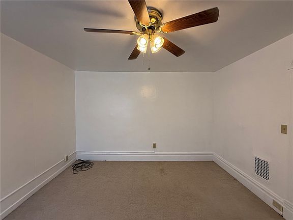 5th image of 802 Boggs Ave