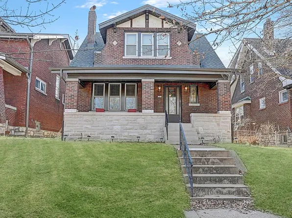 3650 Bellerive Blvd, Saint Louis, MO 63116