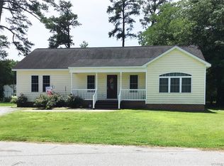 215 Pine Pl, Jarratt, VA 23867