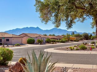 886 W Arbor Ridge Dr, Green Valley, AZ 85614