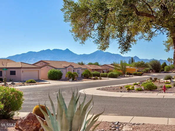 886 W Arbor Ridge Dr, Green Valley, AZ 85614