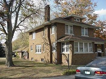 1st image of 117 N Olive St