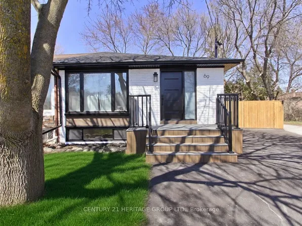 69 Marlin Ct, Newmarket, ON L3Y 2W7