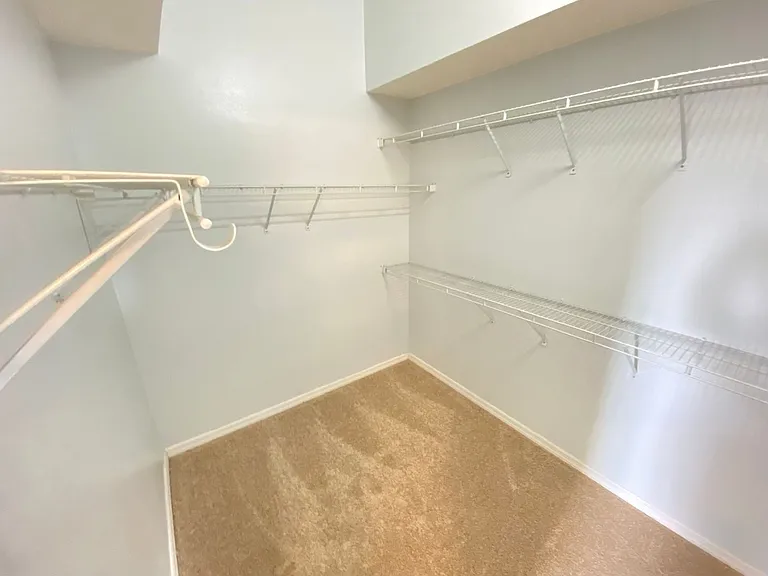 3708 Molona Dr — Photo 17