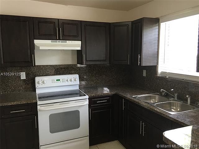1st image of 1370 NE 119th St #137008