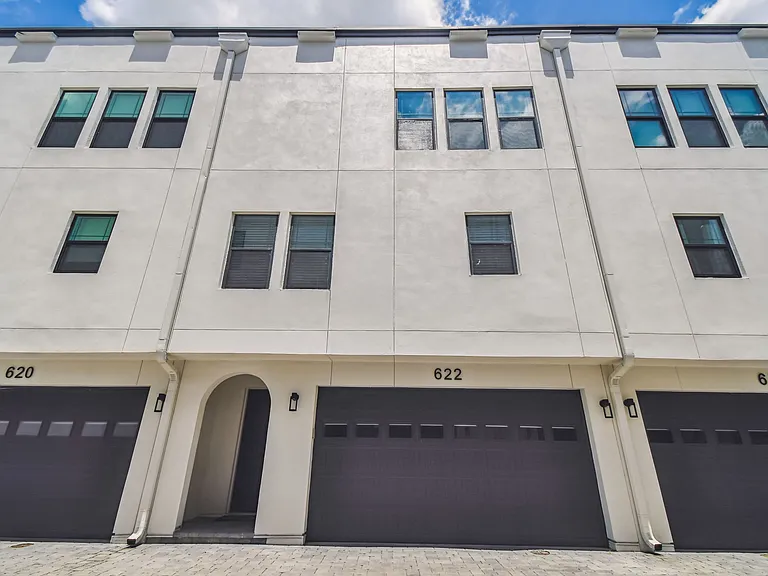 622 S Matanzas Ave — Photo 3