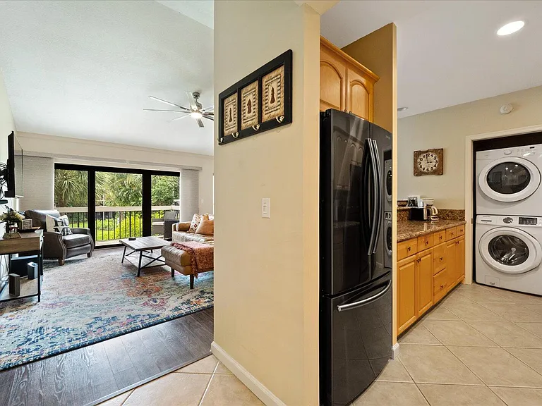 11863 Wimbledon Cir #538 — Photo 3
