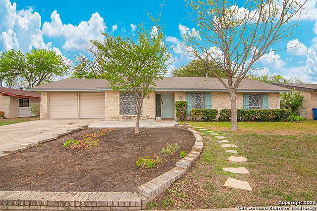 1st image of 5547 Castle Knight Dr