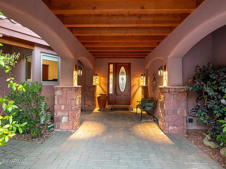 Front Entryway