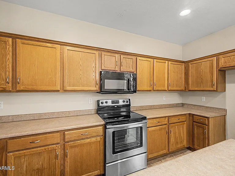 3060 E Ravenswood Dr — Photo 8