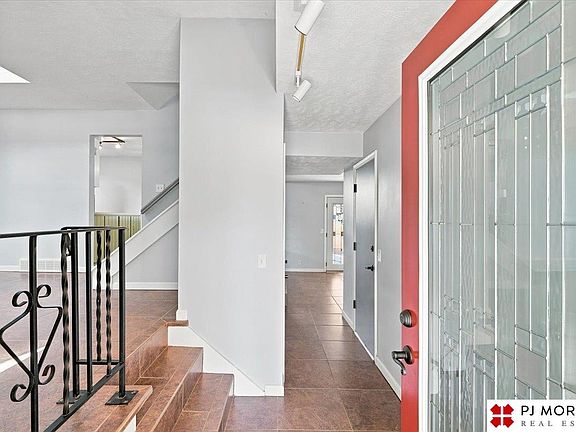 4th image of 7368 Monroe Cir