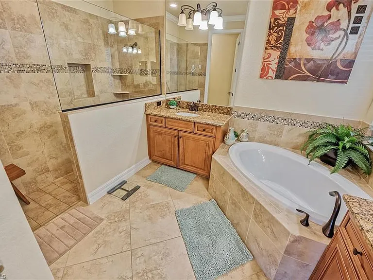 9415 Piacere Way — Photo 14