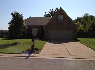 255 Cameron Dr, Oakland, TN 38060