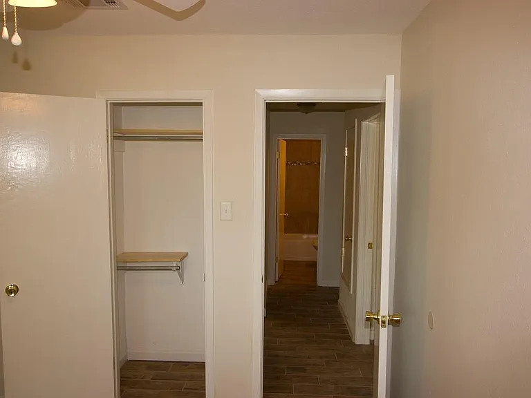 6110 Wing Feather Dr — Photo 7