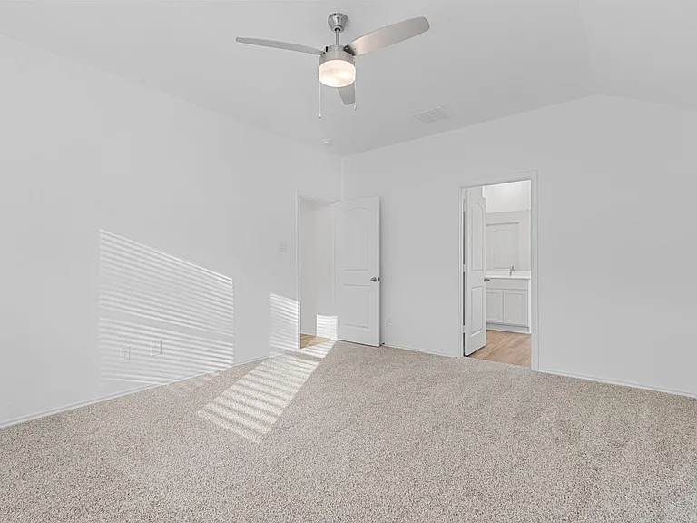 507 Cicero Ln — Photo 16