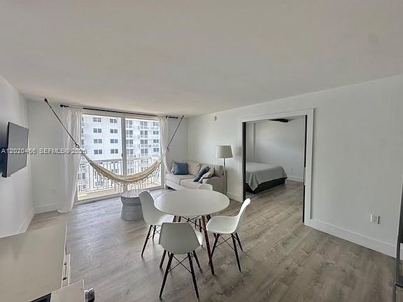 4th image of 401 Ocean Dr APT 910