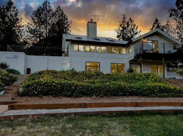 21255 Meadow Oaks Ln, Colfax, CA 95713