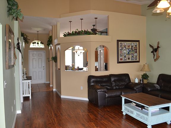 5th image of 36747 Sundance Dr