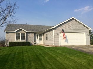 938 Laurie Ct, Walworth, WI 53184
