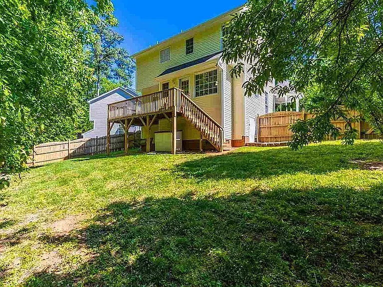 232 Whistling Swan Dr — Photo 22