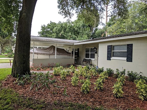 3rd image of 3627 Rosswood Dr