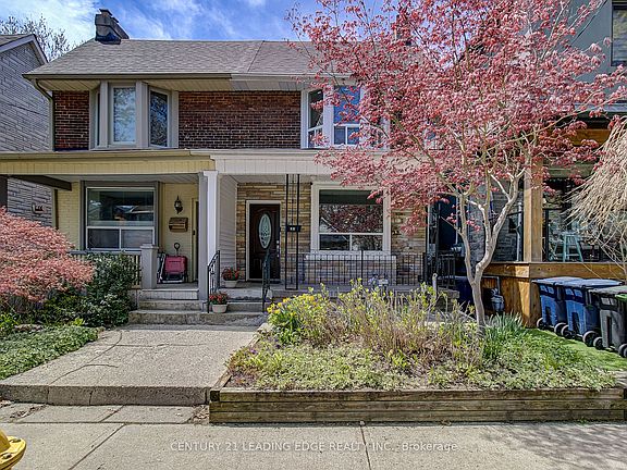 2nd image of 106 Parkmount Rd