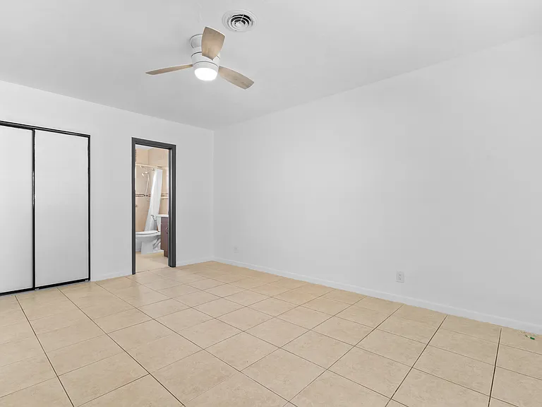2235 Coolidge St #1 — Photo 19