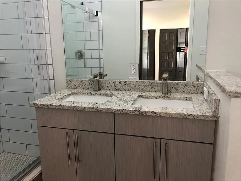 3502 E 11th Ave — Photo 12