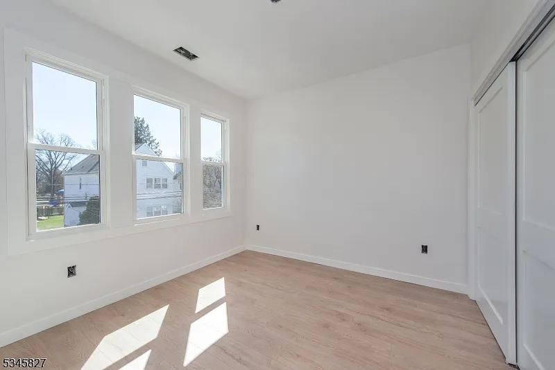 Building Photo - 30 Bowdoin St #4