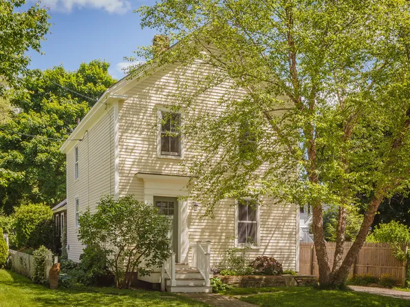 5 Florence Street, Rockland, ME 04841