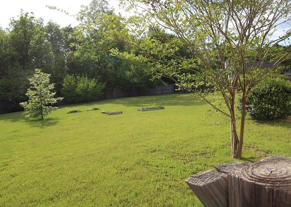 2nd image of 238 Deerfield Ct