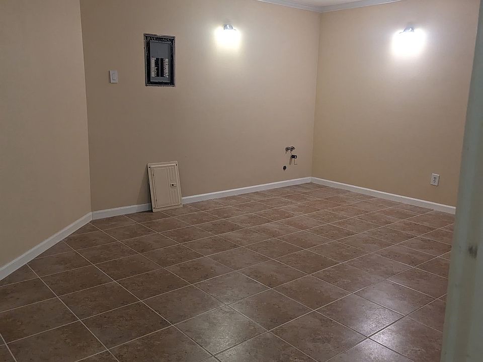 1st image of 31323 2nd Ave SW #3