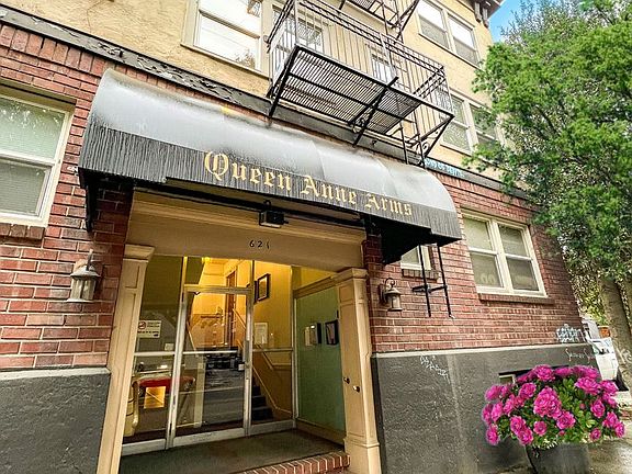 4th image of 621 1st Ave #104