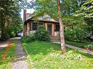 216 Kossuth St, Piscataway, NJ 08854