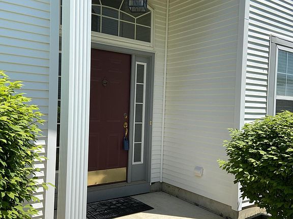 2nd image of 17 Arcadia Dr