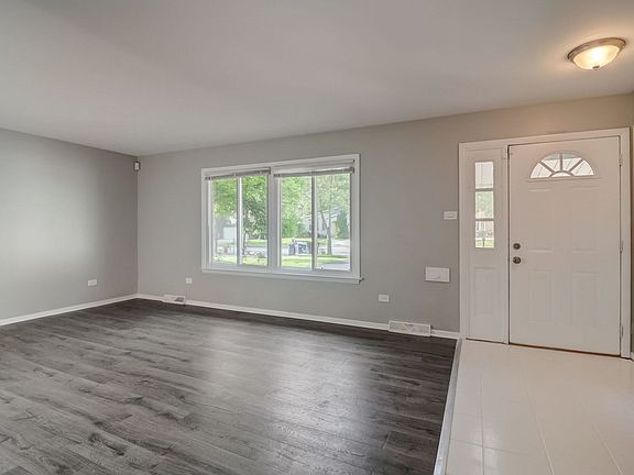 3rd image of 5164 Arquilla Dr