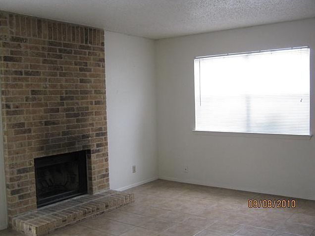 2nd image of 3411 Dunliegh Dr