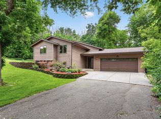 505 Zinnia Ln N, Plymouth, MN 55441